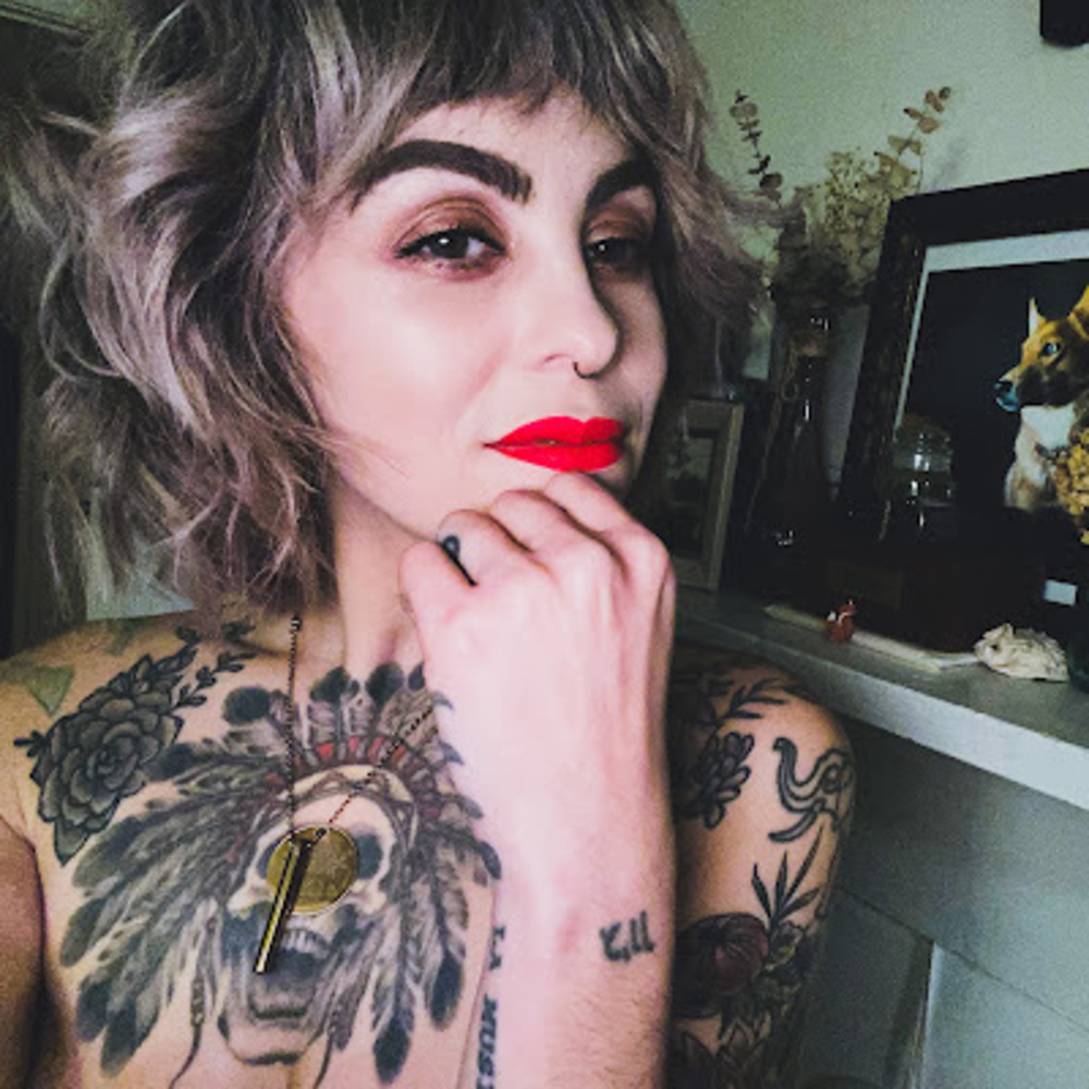 Meet your Posher, Linzy